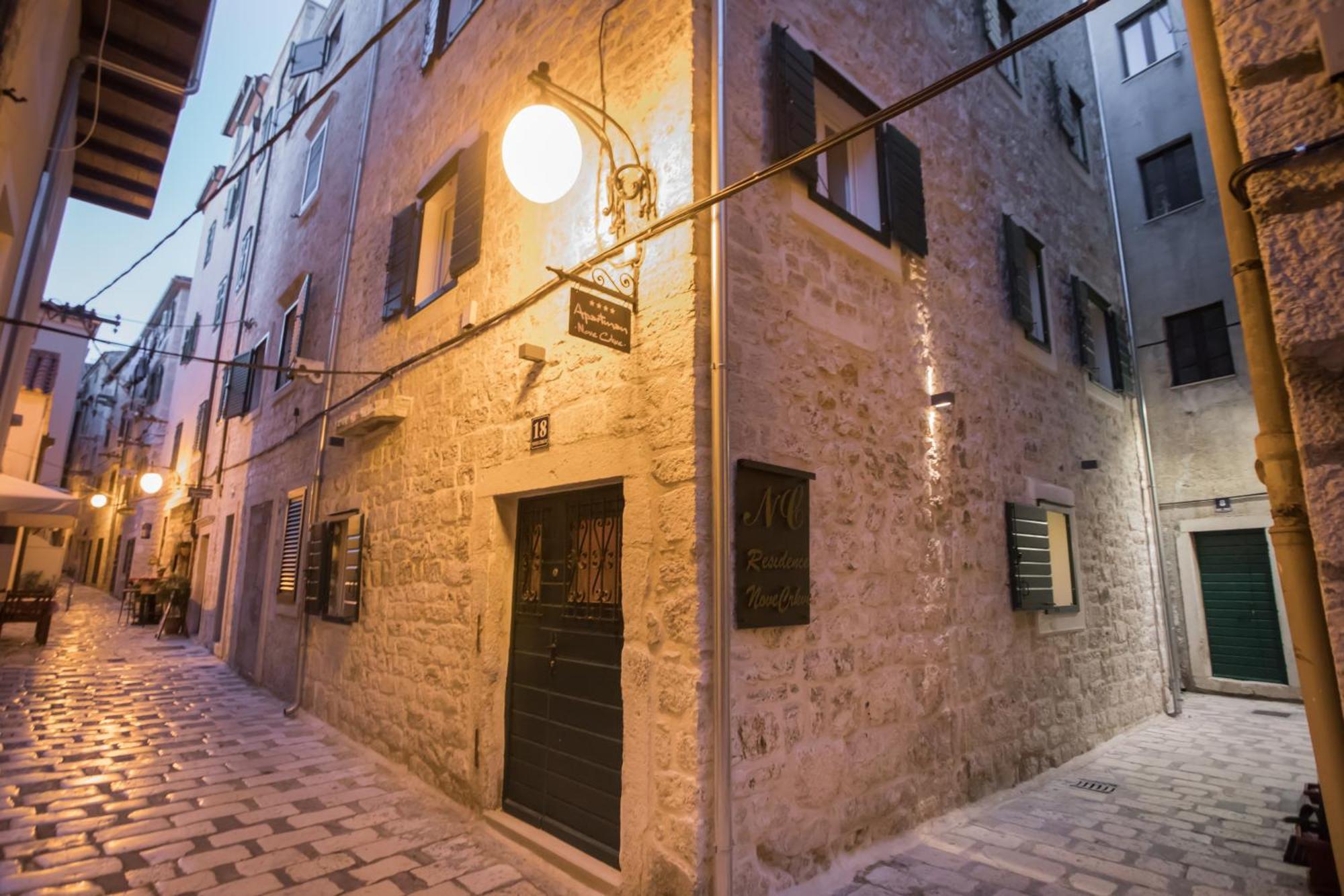 Apartments Nove Crkve شيبينيك المظهر الخارجي الصورة